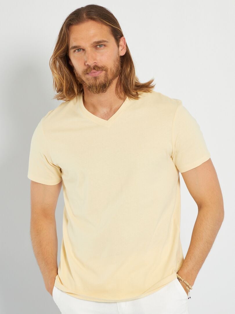 T-shirt regular em algodão com decote em bico BEGE - Kiabi