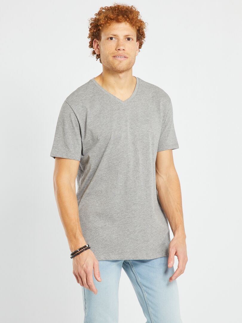 T-shirt regular em algodão com decote em bico cinza - Kiabi
