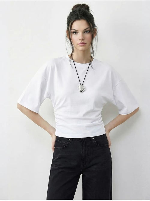 T-shirt regular fit com gola redonda lucci - Kiabi T-shirt regular fit com gola redonda lucci - Kiabi