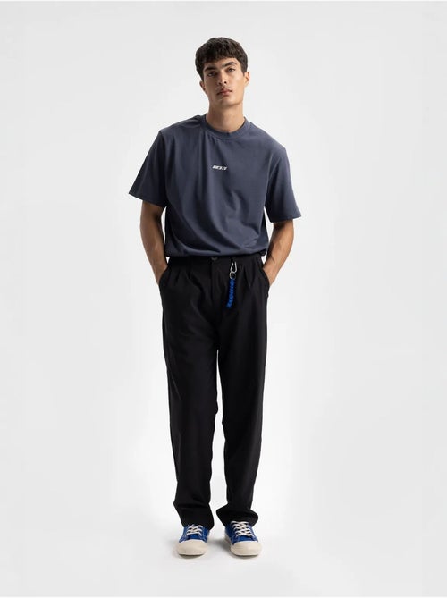 T-shirt relaxed fit com estampado de logótipo e decote redondo giesto - Kiabi T-shirt relaxed fit com estampado de logótipo e decote redondo giesto - Kiabi