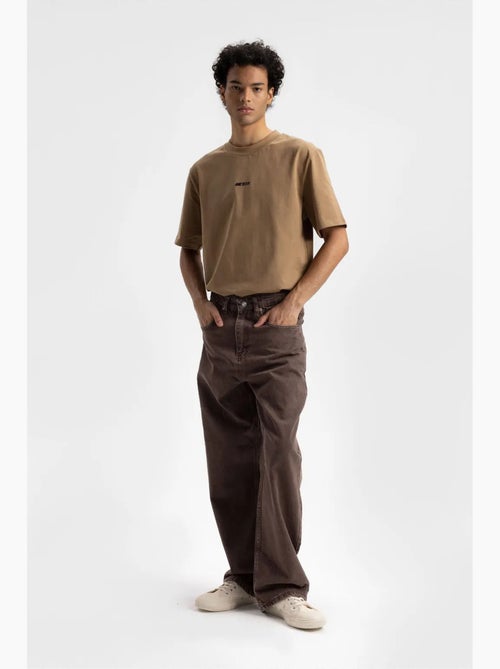 T-shirt relaxed fit com estampado de logótipo e decote redondo giesto - Kiabi T-shirt relaxed fit com estampado de logótipo e decote redondo giesto - Kiabi