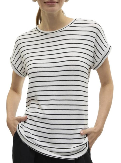 T-Shirt Riscas Brancas Vero Moda Brianna para Mulher 10291353 - Kiabi T-Shirt Riscas Brancas Vero Moda Brianna para Mulher 10291353 - Kiabi