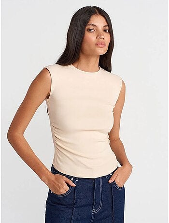 T-shirt sem mangas canelada com gola redonda, corte slim dilvin