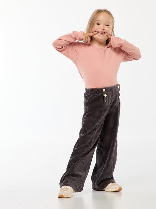 T-shirt sem sentido de manga comprida - coleção fácil de vestir - Kiabi T-shirt sem sentido de manga comprida - coleção fácil de vestir - Kiabi