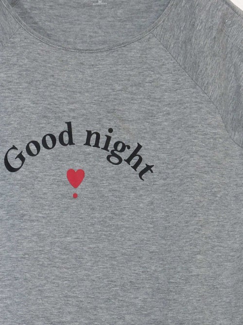 T-shirt semi-comprida com molas de pressão nos ombros - Fácil de Vestir - Kiabi T-shirt semi-comprida com molas de pressão nos ombros - Fácil de Vestir - Kiabi