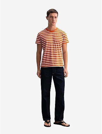 T-shirt slim fit às riscas com gola redonda giesto