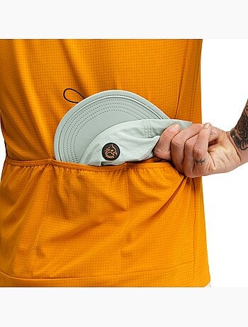 T-shirt técnica de bikepacking para homem