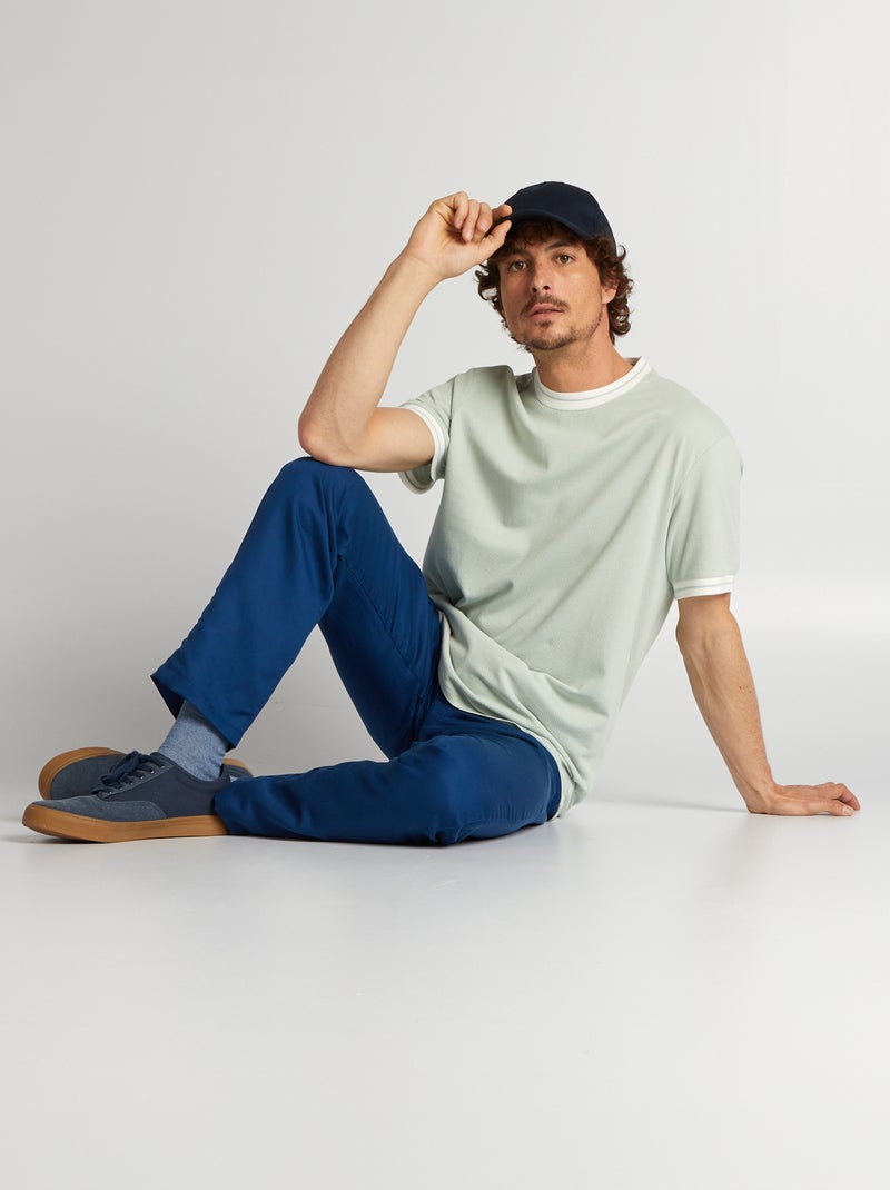 T-shirt texturizada com orlas contrastantes Azul - Kiabi