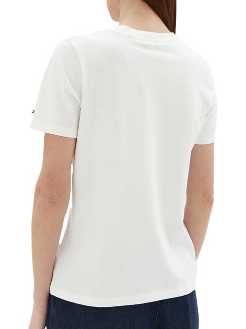 T-shirt Tommy Hilfiger Branco Regular para Mulher - Kiabi T-shirt Tommy Hilfiger Branco Regular para Mulher - Kiabi