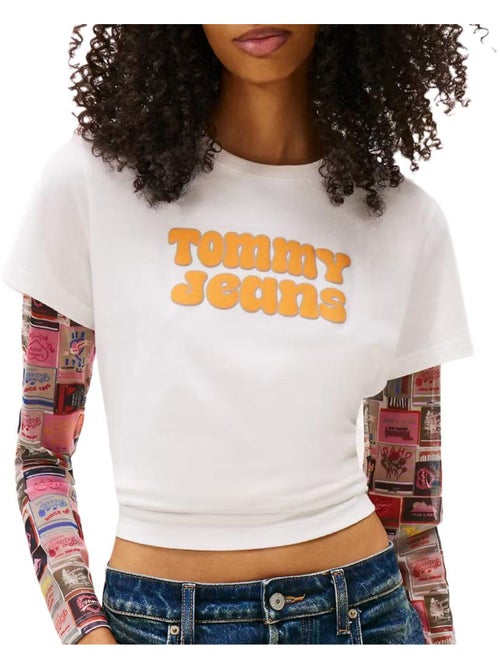 T-shirt Tommy Hilfiger Essencial Regular Branco/Amarelo para Mulher - Kiabi T-shirt Tommy Hilfiger Essencial Regular Branco/Amarelo para Mulher - Kiabi