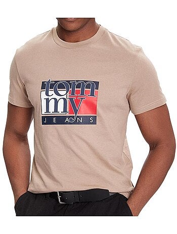 T-shirt tommy hilfiger flag castanho para homem