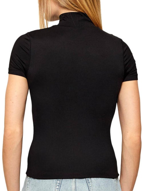 T-Shirt Tommy Hilfiger Preto para Mulher DW0DW21563 - Kiabi T-Shirt Tommy Hilfiger Preto para Mulher DW0DW21563 - Kiabi