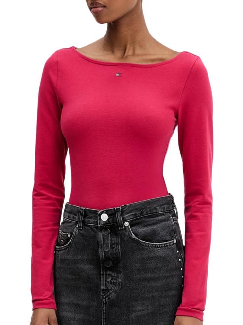T-shirt Tommy Hilfiger Slim S Flag Rosa Escuro para Mulher - Kiabi T-shirt Tommy Hilfiger Slim S Flag Rosa Escuro para Mulher - Kiabi