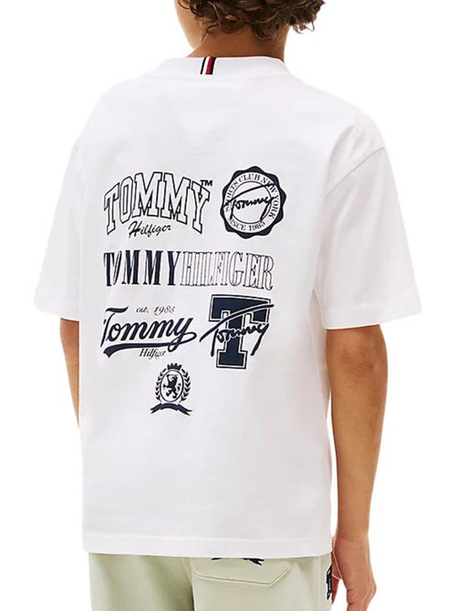 T-Shirt Tommy Hilfiger Varsity Branco para Rapaz - Kiabi T-Shirt Tommy Hilfiger Varsity Branco para Rapaz - Kiabi