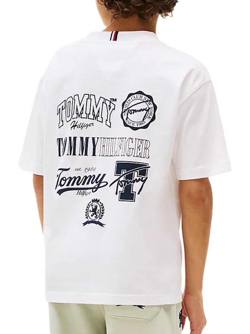 T-Shirt Tommy Hilfiger Varsity Branco para Rapaz Branco - Kiabi