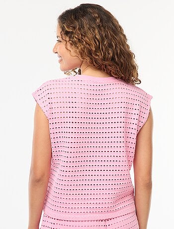 T-shirt top em croché ajurado