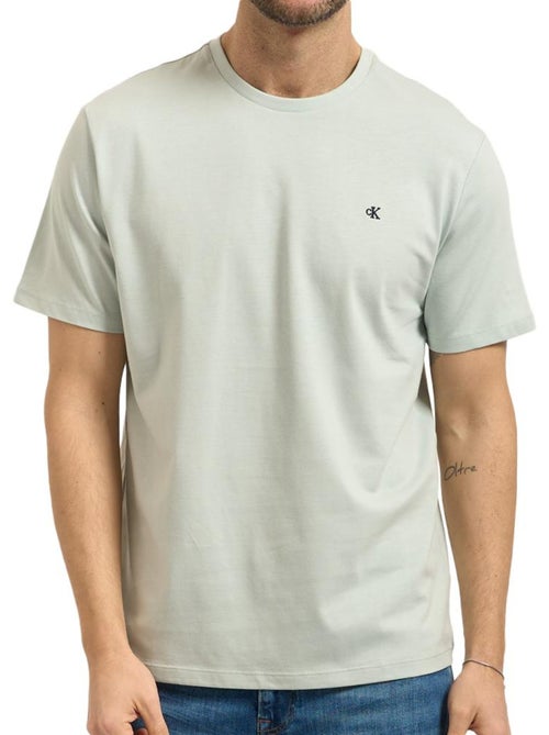 T-shirt verde calvin klein jeans classics para homem - Kiabi T-shirt verde calvin klein jeans classics para homem - Kiabi