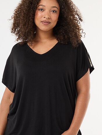 T-shirt 'Vero Moda' gola V com lantejoulas