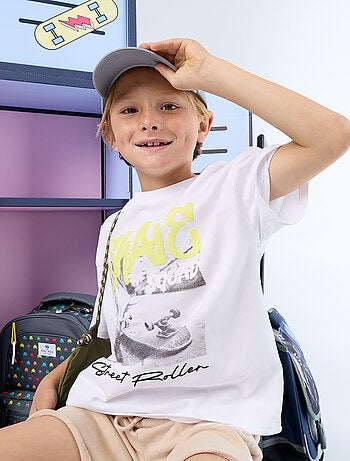 T-shirt vintage com estampado de skate de manga curta