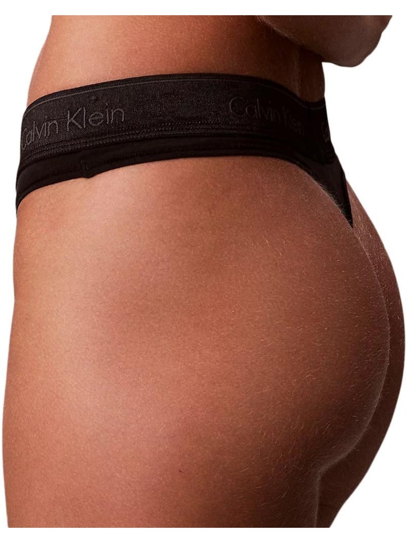 Tanga String Calvin Klein Jeans para Mulher em Preto Preto - Kiabi