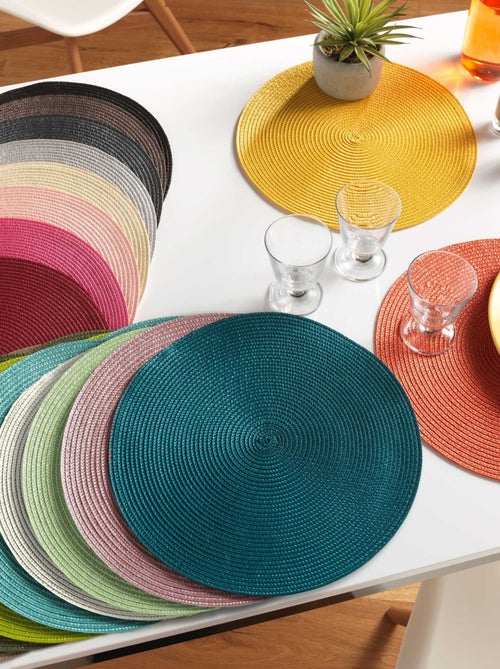 Tapete de mesa redondo e colorido - Kiabi Tapete de mesa redondo e colorido - Kiabi