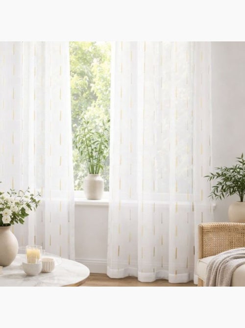 Tecido transparente claro com linhas bordadas - Kiabi Tecido transparente claro com linhas bordadas - Kiabi