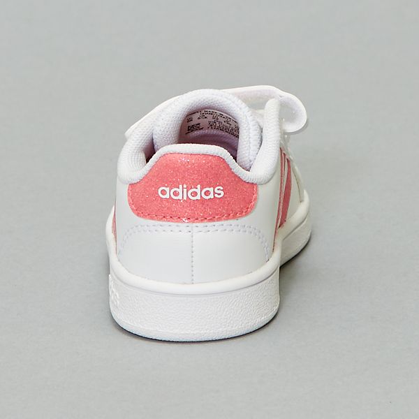 tenis adidas brilhante
