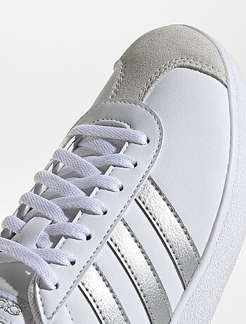 Ténis 'Adidas' com camurça sintética
