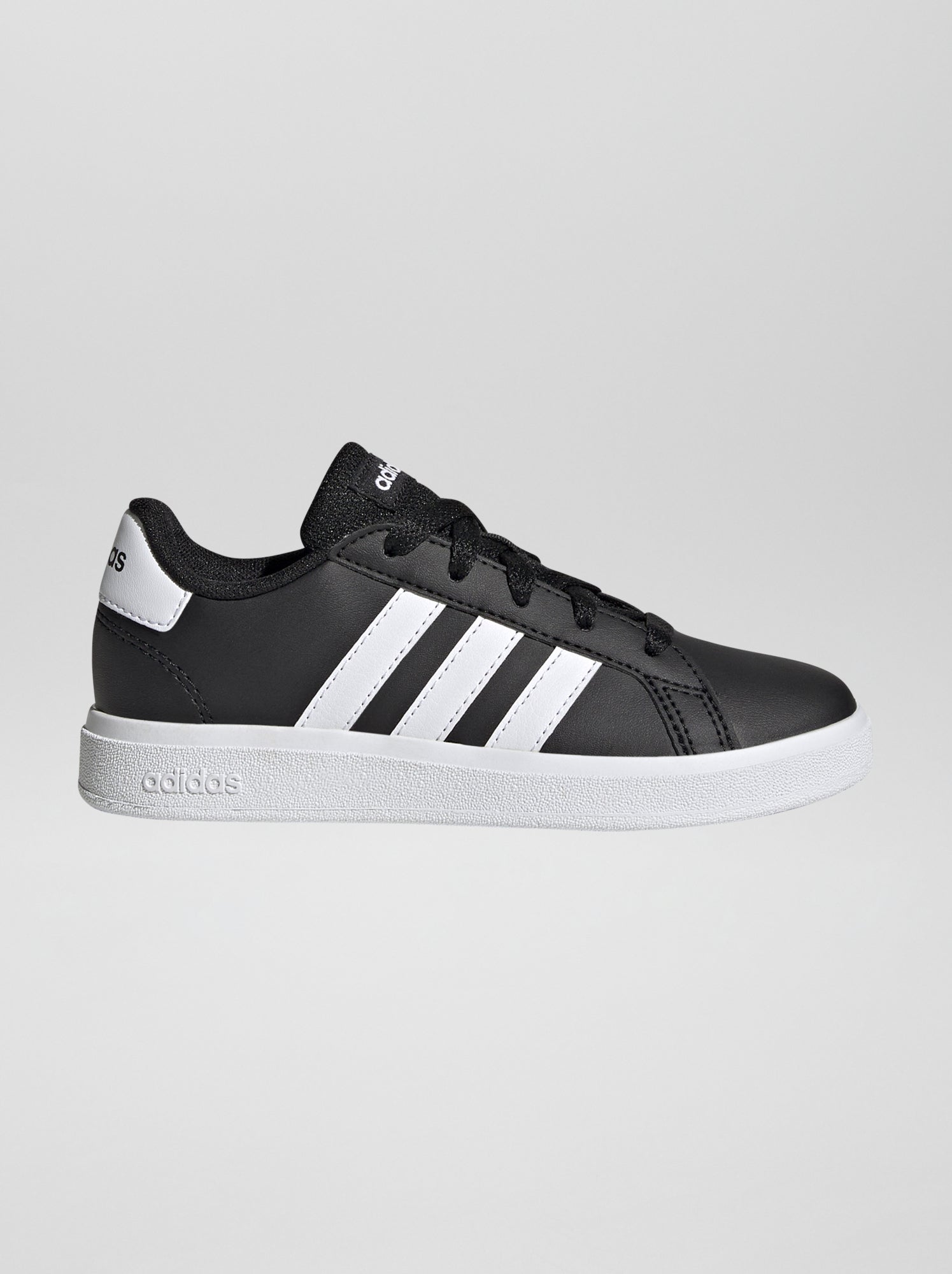 Tenis Adidas Grand Court PRETO Kiabi 40.00