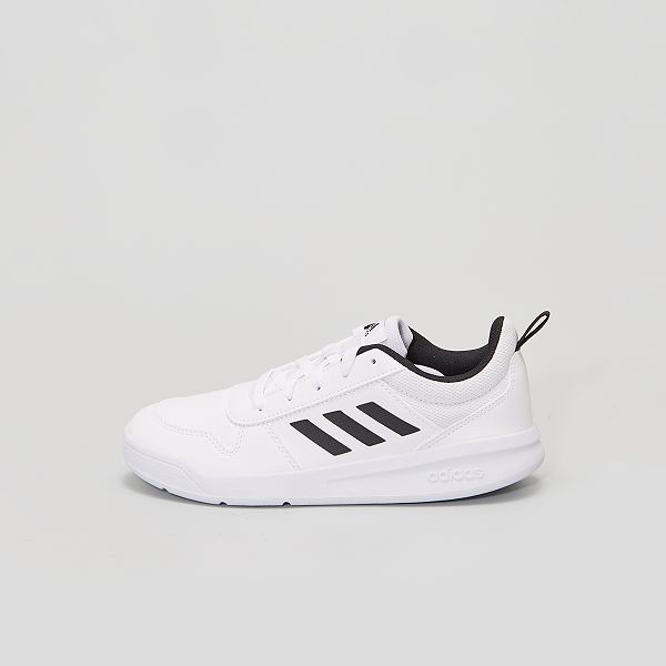 tenis adidas exercicio