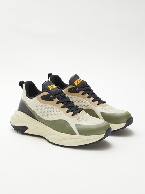 Ténis baixos com atacadores - Kiabi