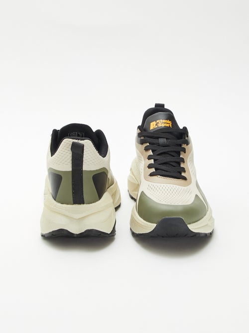 Ténis baixos com atacadores - Kiabi