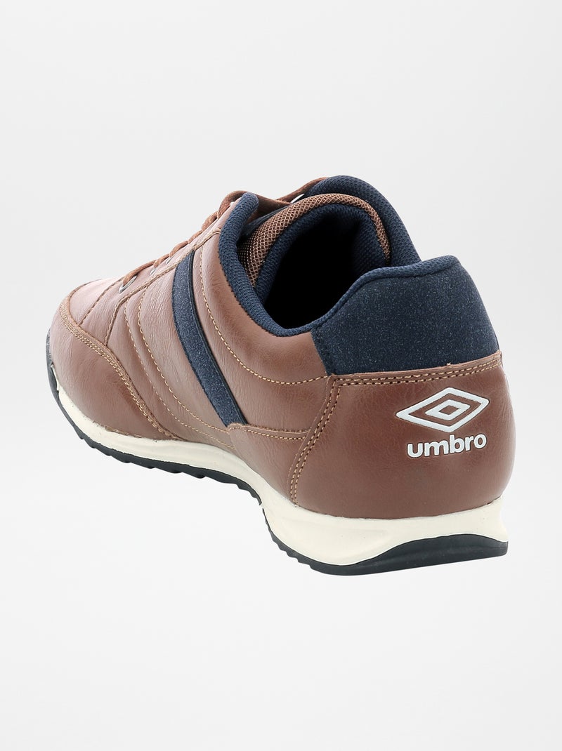 Ténis citadinos em pele sintética 'Umbro' CASTANHO - Kiabi