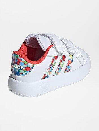 Ténis coloridos 'Adidas' 'Grand Court'