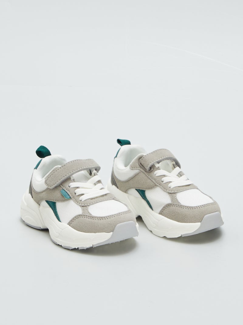 Ténis com tiras de velcro CINZA - Kiabi
