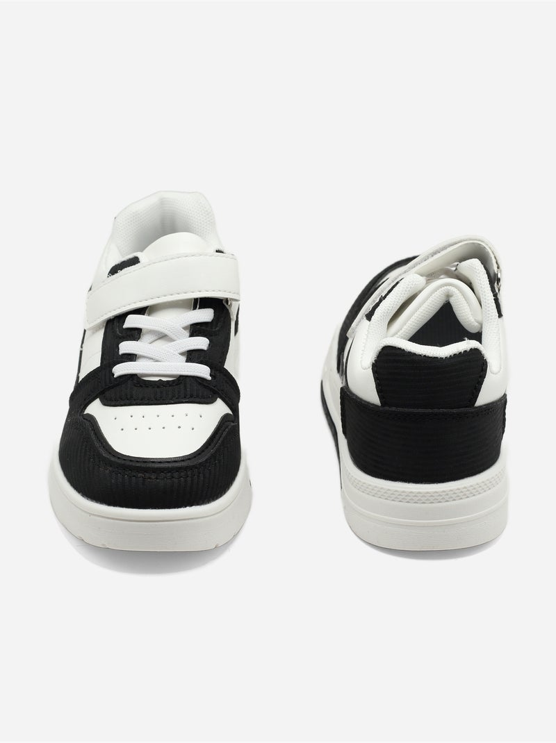 Ténis com velcro Preto Branco - Kiabi