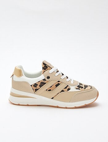 Ténis de running com estampado 'leopardo'