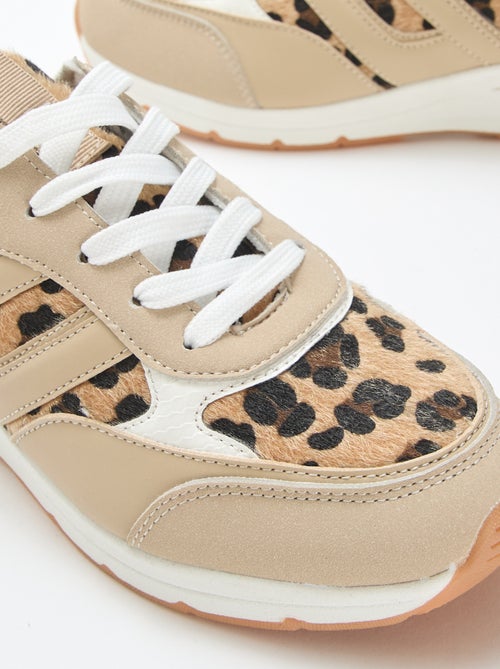 Ténis de running com estampado 'leopardo' - Kiabi