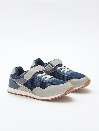 Ténis de velcro multicoloridos em malha