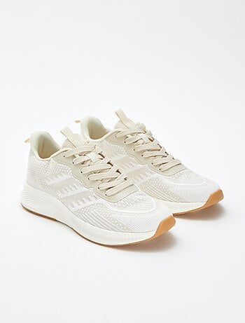 Ténis estilo corrida