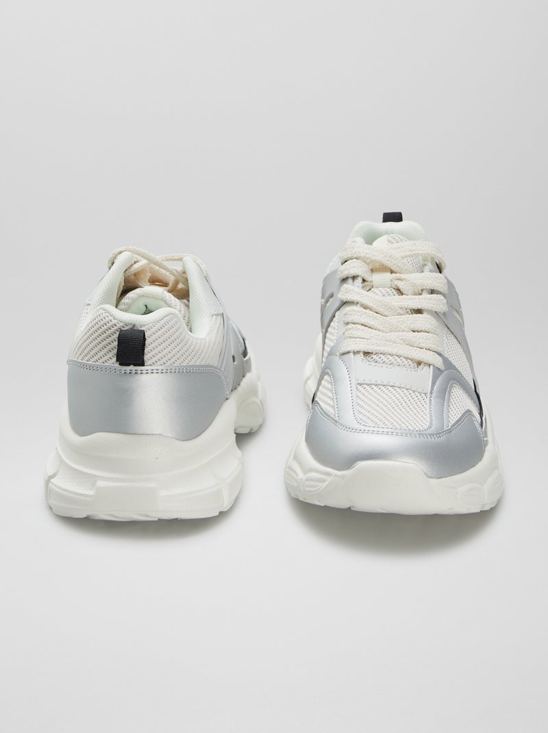 Ténis estilo corrida com sola chunky BRANCO - Kiabi