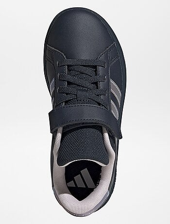 Ténis 'Grand Court' holográficos 'Adidas'
