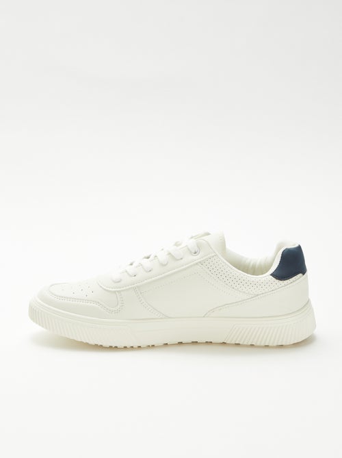 Ténis lisos com atacadores - Kiabi