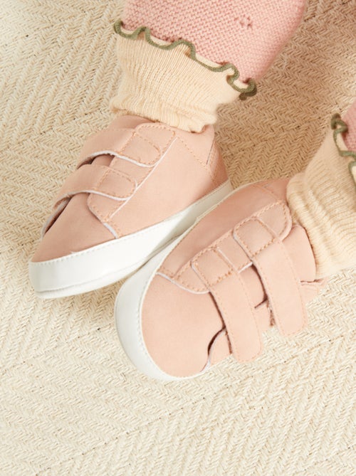 Ténis modernos com tiras de velcro - Kiabi