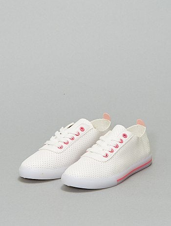 Ténis perfurados com pormenores flashy - Kiabi