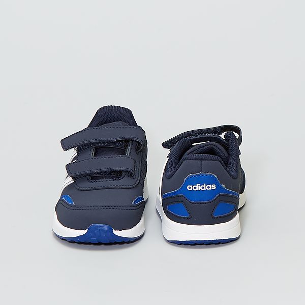 tenis adidas vs switch