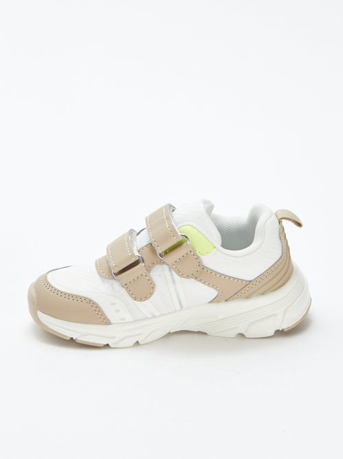 Ténis rasos com pormenores fluorescentes - Kiabi