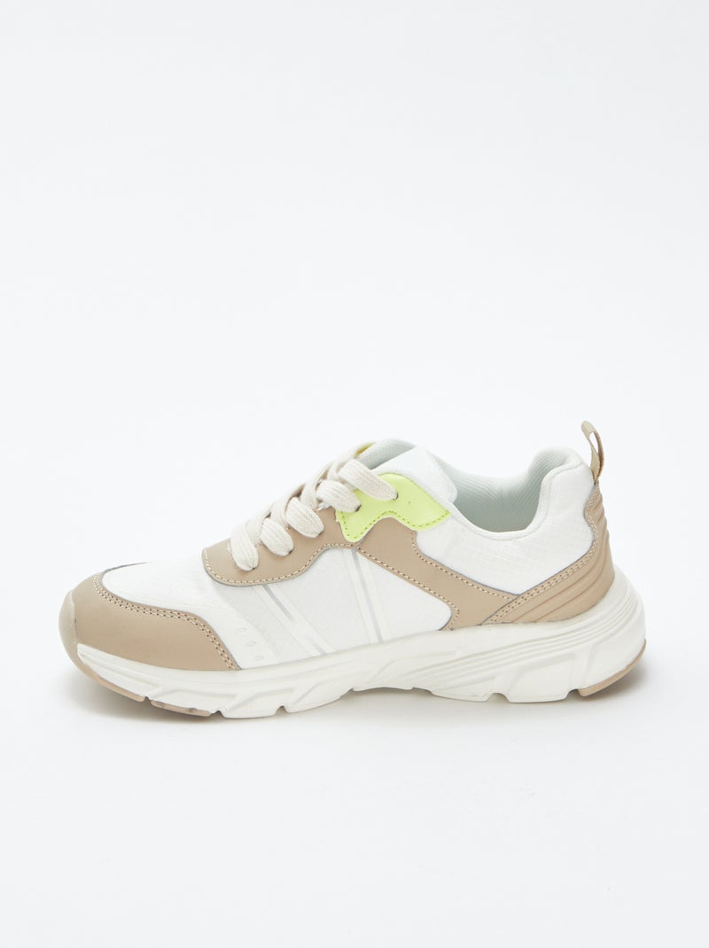 Ténis rasos com pormenores fluorescentes Bege - Kiabi