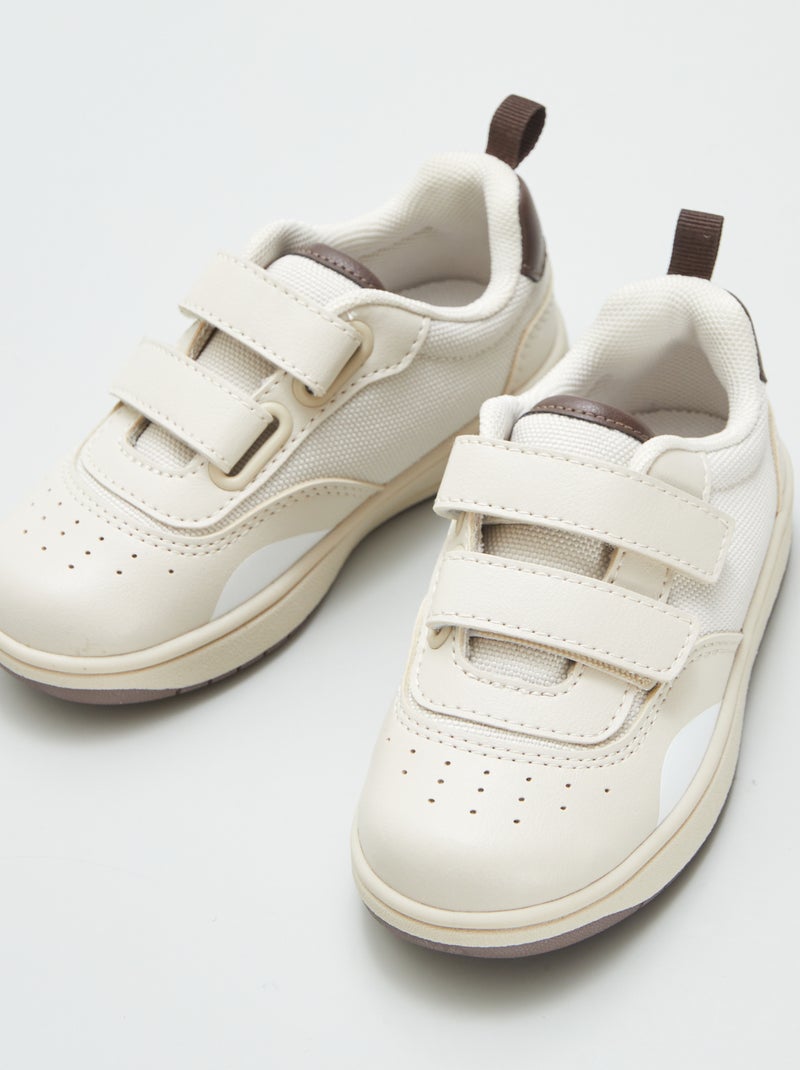 Ténis rasos com tiras de velcro bege - Kiabi