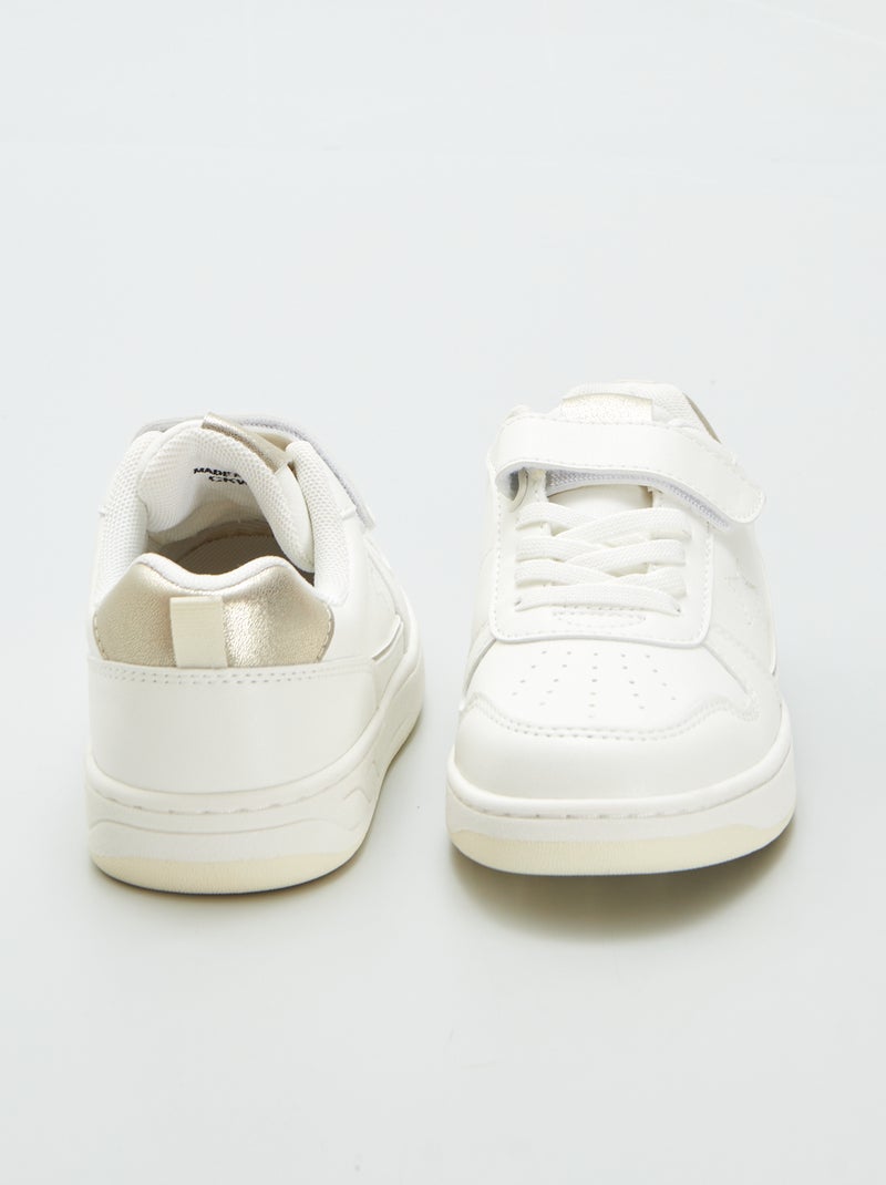 Ténis rasos com tiras de velcro e atacadores Branco - Kiabi